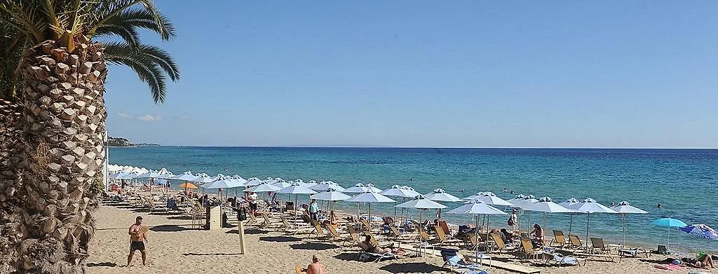 Artemis Studios & Apartments Nea Kallikrateia ギリシャ