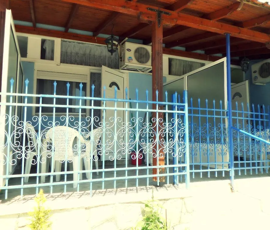 Artemis Studios & Apartments Nea Kallikrateia