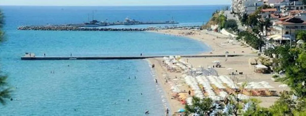Artemis Studios & Apartments Nea Kallikrateia
