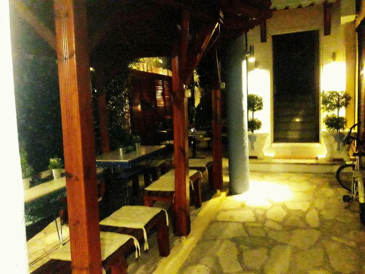 Artemis Studios & Apartments Nea Kallikrateia Greece