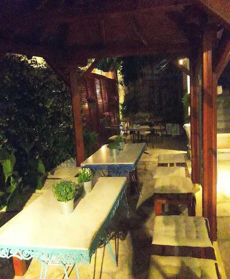 Artemis Studios & Apartments Nea Kallikrateia