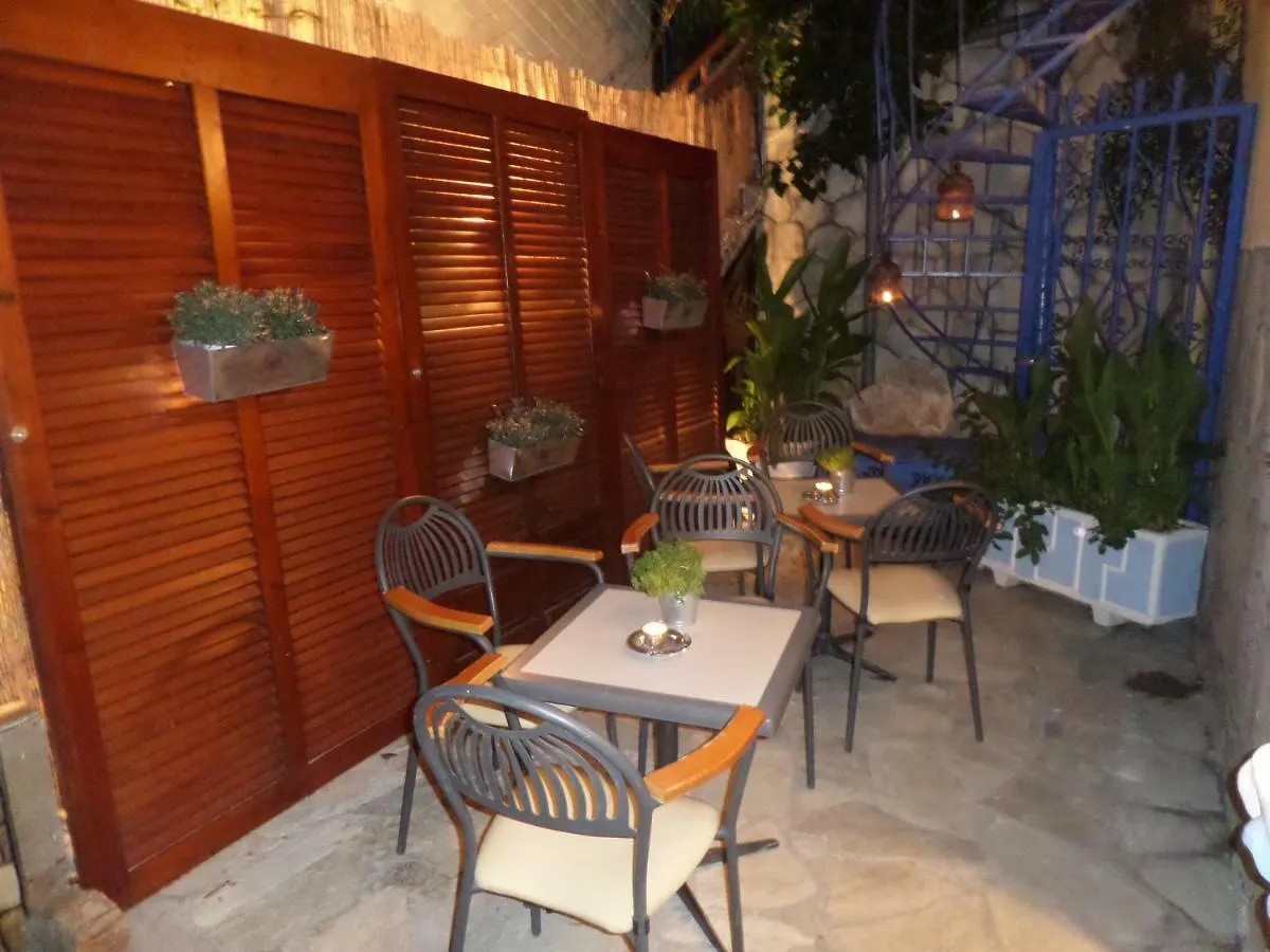Artemis Studios & Apartments Nea Kallikrateia