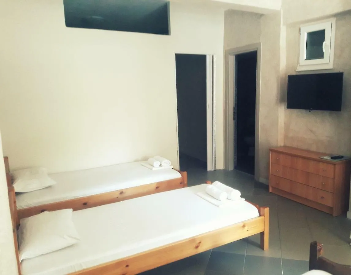 Artemis Studios & Apartments Nea Kallikrateia